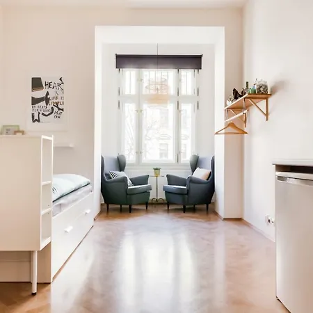 Apartment Trendy Local