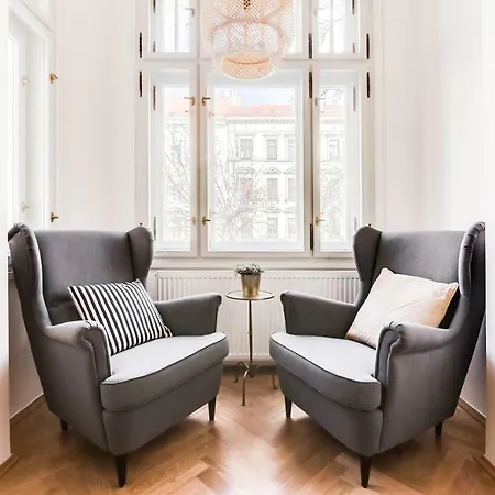 Trendy Local Apartment